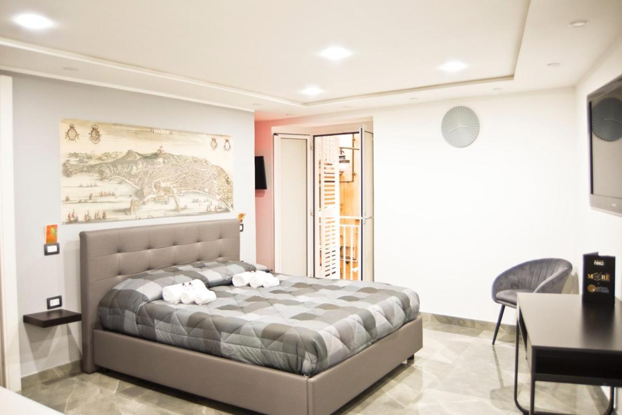 Suite Napoli Sotterranea Con Jacuzzi Luaran gambar