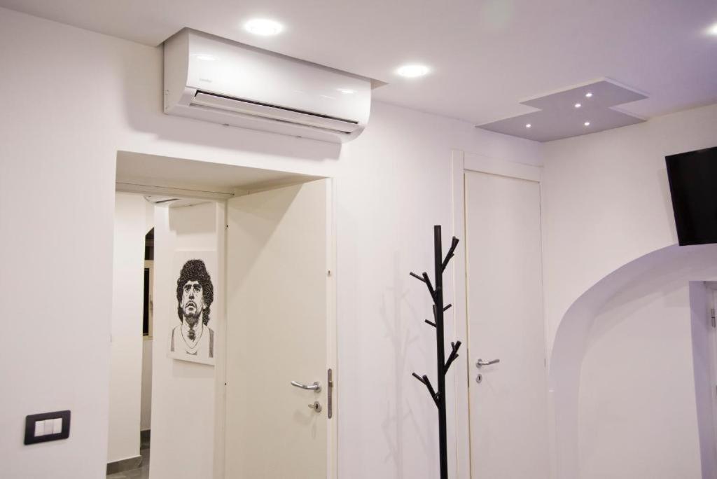 Suite Napoli Sotterranea Con Jacuzzi Luaran gambar